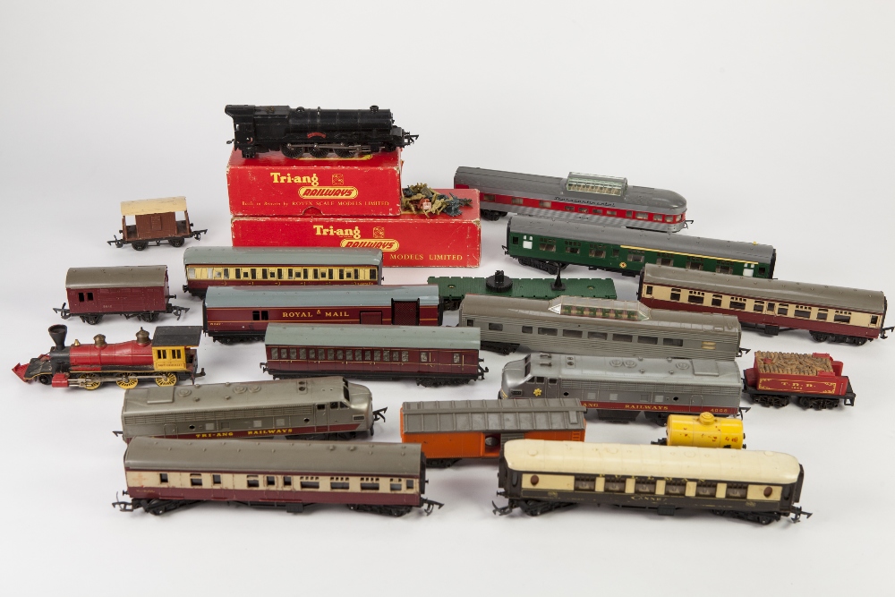 TWO HORNBY DUBLO LITOGRAPH TIN PLATE PASSENGER COACHES maroon and maroon and cream with bright metal