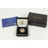 ROYAL MINT 2005 UNITED KINGDOM GOLD PROOF SOVEREIGN LIMITED EDITION No. 2787 of 12,500 in plush case
