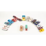 A DINKY TOYS ROLLS ROYCE PHANTOM V (198) AND A SMALL SELECTION OF CORGI, MATCHBOX AND OTHER DIE CAST