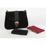 S. LAUNDER AND CO., (LONDON) LTD; by appointment to the Queen LADY'S BLACK SUEDE HAND BAG, with