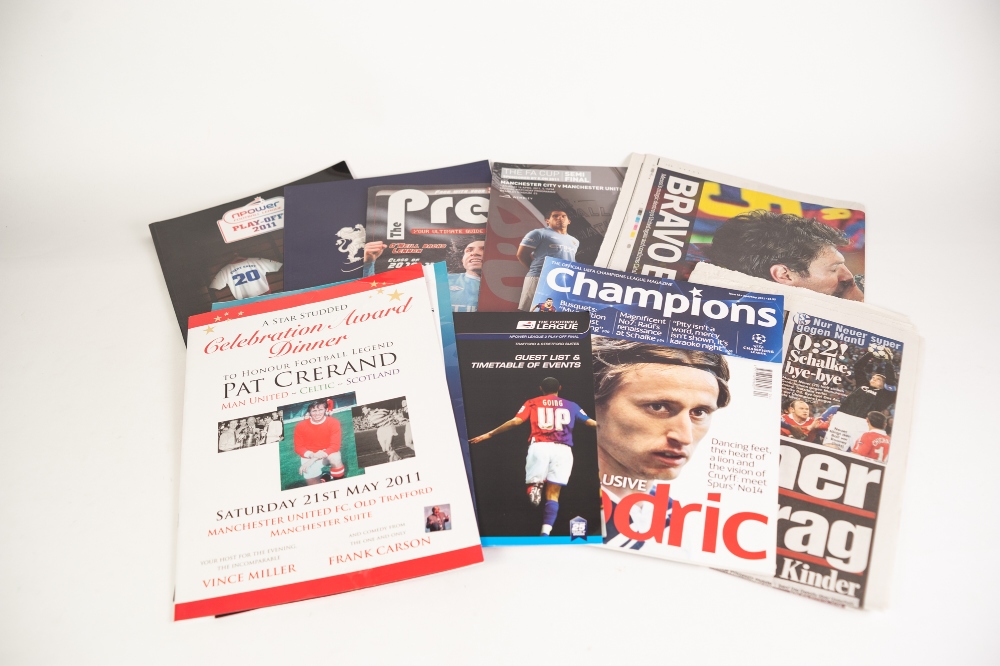 MANCHESTER UNITED 33 HOME PROGRAMMES, SEASON 2010-11, 24 Aways, Rangers away Champions League, FC - Image 4 of 10