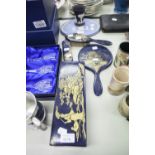 JAPANESE BLACK AND GILT LACQUERED DRESSING TABLE BRUSH SET AND GLOVE BOX