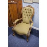 VICTORIAN CARVED BLOND WALNUTWOOD SPOON BACK OPEN ARMCHAIR, WITH BUTTON UPHOLSTERED BACK