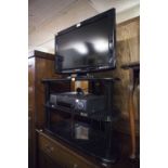 PANASONIC DVB DIGITAL FLAT SCREEN TELEVISION WITH FREEVIEW, THE REMOTE CONTROL, A VHS VIDEO RECORDER