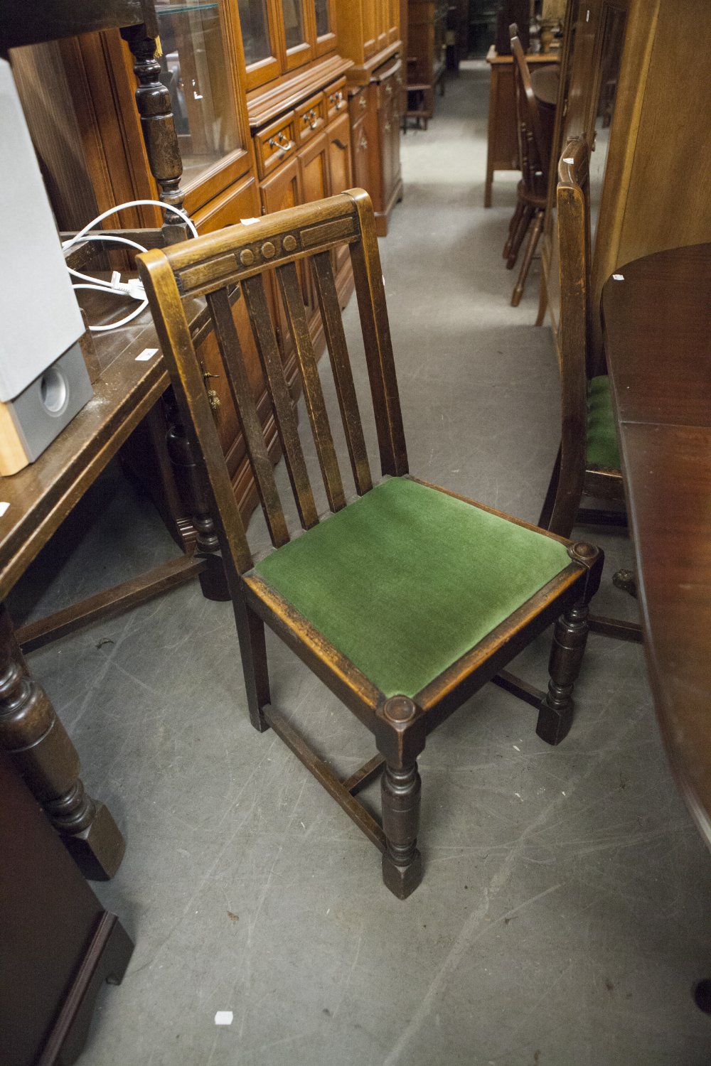 AN OAK DRAW LEAF DINING TABLE WITH SALTIRE STRETCHER AND THE FOUR MATCHING LATH BACK DINING - Image 2 of 2