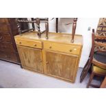 1970'S OAK SIDEBOARD