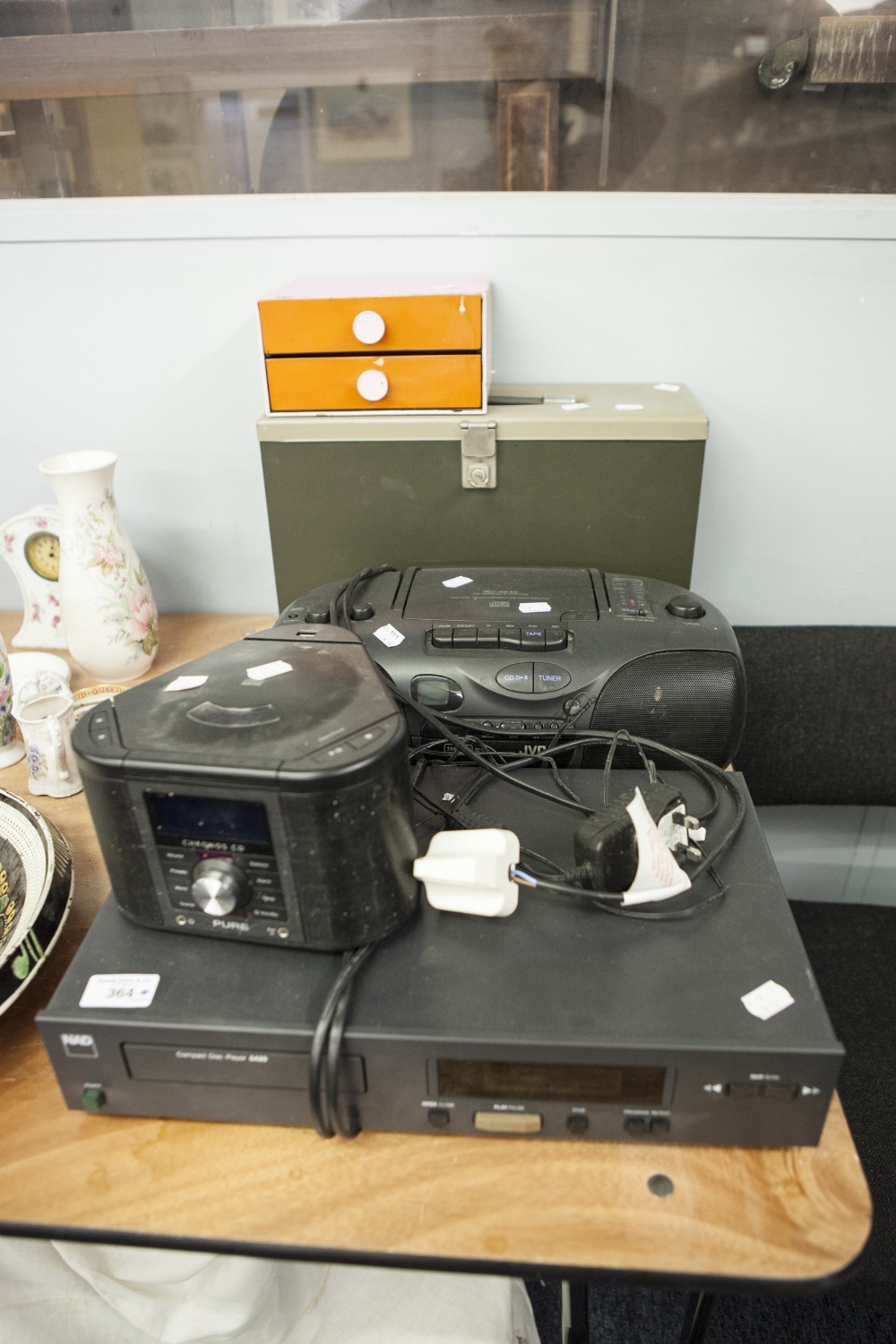 JVC PORTABLE RADIO/CD PLAYER, METAL FILING BOX, CHRONOS CD PLAYER AND A AND COMPACT DISC PLAYER 5420