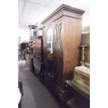 AN EARLY TWENTIETH CENTURY MAHOGANY TWO PIECE BEDROOM SUITE, COMPRISING; DOUBLE WARDROBE, WITH