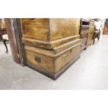 A CAMPHOR WOOD MILITARY CHEST WITH HINGED LIFT-UP TOP, METAL END CARRYING HANDLES, 3' WIDE