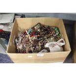 LARGE QUANTITY OF COSTUME JEWELLERY (1 CARTON)