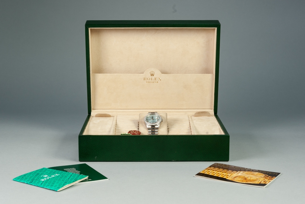 GENTS ROLEX 'PRESIDENT' PLATINUM AND DIAMOND OYSTER PERPETUAL OFFICIALLY CERTIFIED SUPERLATIVE - Image 6 of 9