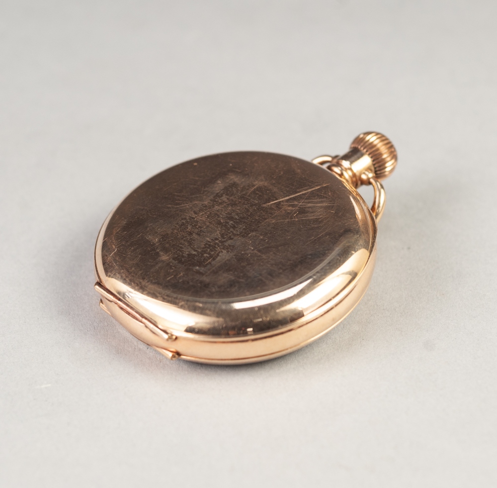 AN EARLY TWENTIETH CENTURY WALTHAM GOLD PLATED CASED OPEN FACE KEYLESS GENTLEMAN'S POCKET WATCH, - Image 5 of 6