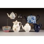 NINTEENTH CENTURY BLUE AND WHITE PEARLWARE POTTERY SMALL TEAPOT AND COVER, of globular form with