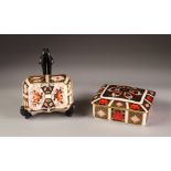 TWO PIECES OF MODERN ROYAL CROWN DERBY JAPAN PATTERN CHINA, comprising: OBLONG BOX AND COVER, 4 ¼" X