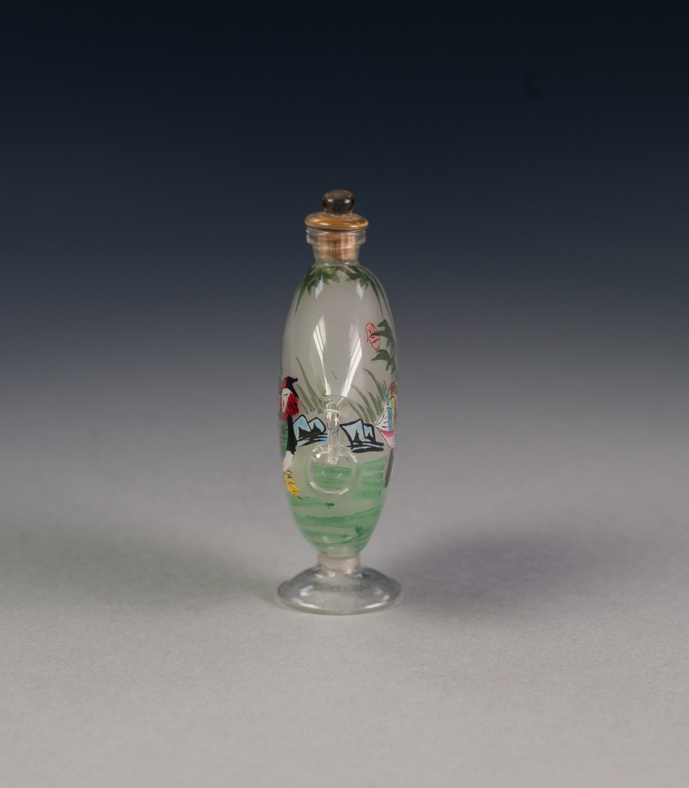 20th CENTURY CHINESE GLASS SNUFF BOTTLE, inside painted with mandarin ducks and geese, the bottle - Image 5 of 5