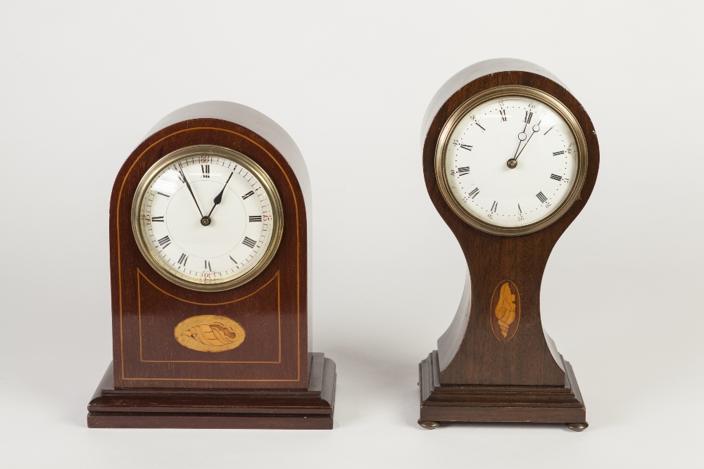 EDWARDIAN INLAID MAHOGANY BALLOON SHAPED MANTLE CLOCK, with 3 ¼" dial (cracked), drum shaped