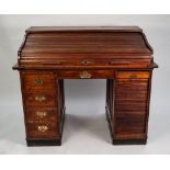 EARLY TWENTIETH CENTURY OAK ROLL-TOP DESK, of typical form, the interior fitted with short drawers