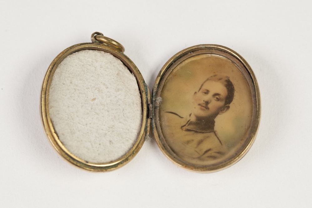 VICTORIAN CHASED OVAL LOCKET PENDANT, with gold back and front, the front, the front with - Image 3 of 3