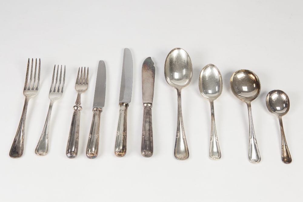 EXTENSIVE SERVICE OF LAUREL PATTERN ELECTROPLATED CUTLERY BY WALKER & HALL, FISH EATERS, DESSERT
