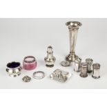 SUNDRY ITEMS OF MAINLY DAMAGED/SCRAP SILVER to include dented trumpet vase, pepperette and open salt