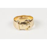 VICTORIAN 18ct GOLD BROAD BUCKLE PATTERN RING, Birmingham 1895, 5gms, ring size 'J/K'