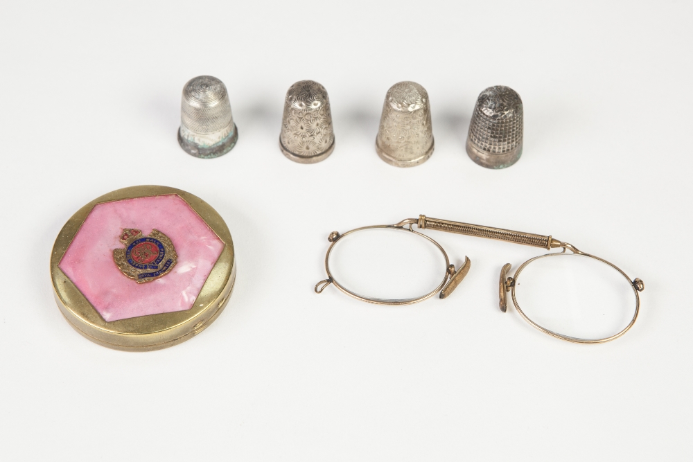 FOUR SILVER THIMBLES, pair of pince nez and a Royal Empress souvenir metal powder compact (6)