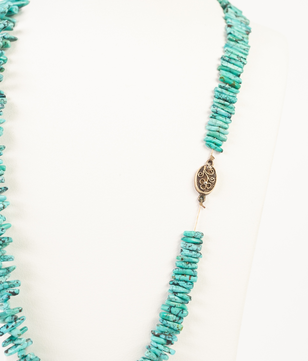 'BRANCH' TURQUOISE BEAD NECKLACE, the silver oval clasp, 23" long - Image 2 of 2