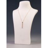 9ct GOLD FINE CHAIN NECKLACE AND THE 9K MARKED BAR PENDANT SET WITH A ROW OF EIGHT WHITE PASTE