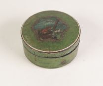 AN EARLY NINETEENTH CENTURY CONTINENTAL CIRCULAR TORTOISESHELL LINED PAPIER MACHE SNUFF BOX, green