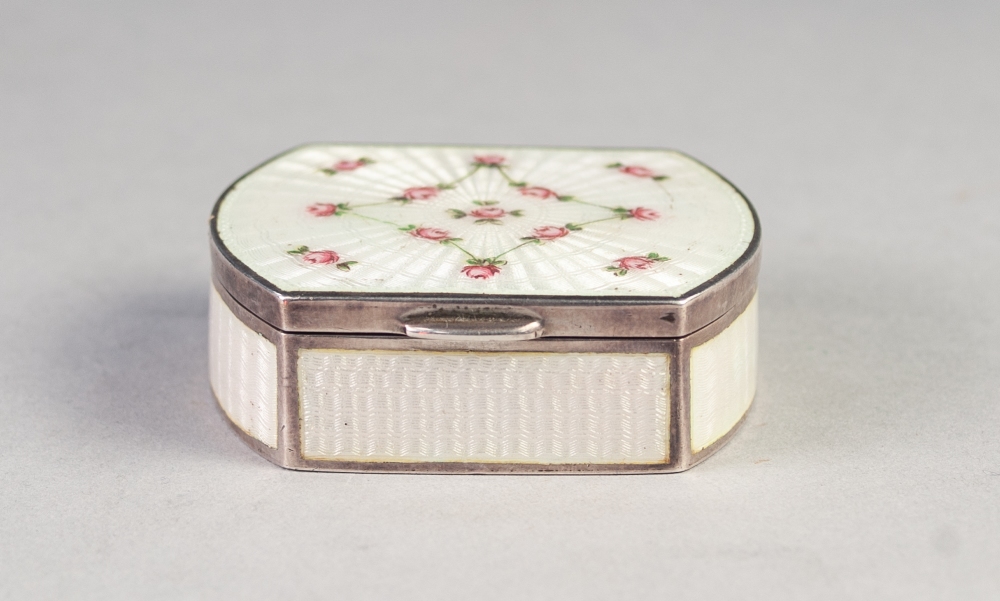 FOREIGN SILVER AND GUILLOCHE ENAMELLED POCKET POCKET PILL BOX, of oblong form with rounded ends,