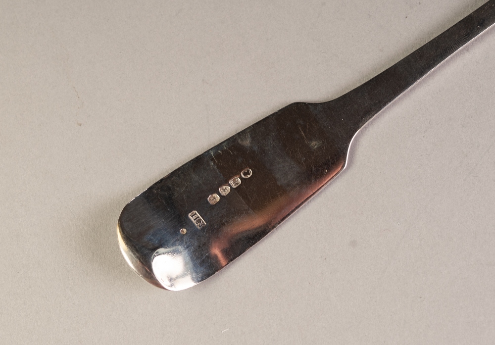 GEORGE III SILVER FIDDLE PATTERN BASTING OR SERVING SPOON, London 1814, 4 ozs - Image 2 of 2