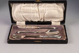 GEORGE V CASED THREE PIECE CUTLERY SET WITH FILLED SILVER HANDLES BY JOHN BIGGIN, comprising: