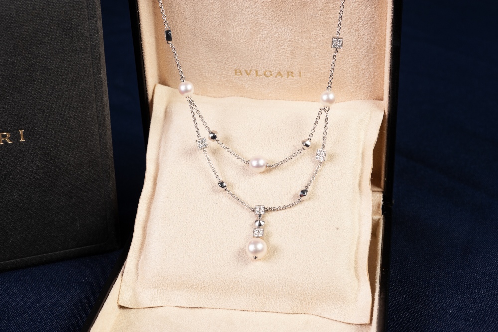 BULGARI 'LUCEA' 18ct WHITE GOLD, DIAMOND AND CULTURED PEARL FINE CHAIN NECKLACE, with two strand - Image 2 of 3