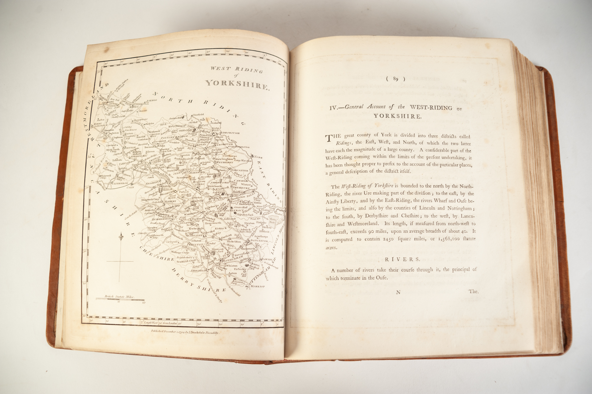 J. AIKIN. A Description of the Country from thirty to forty miles round Manchester. Printed for John - Image 4 of 4