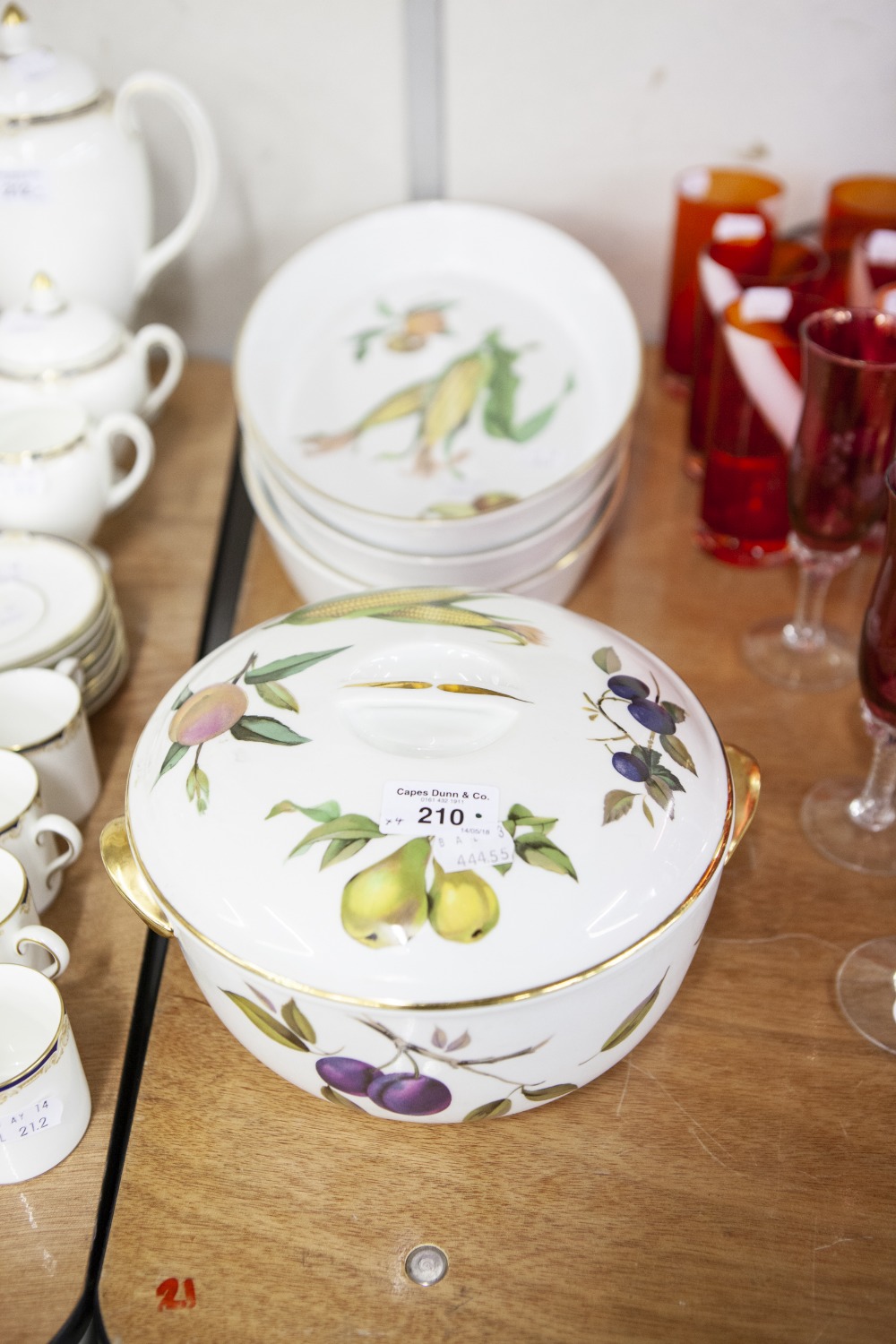 ROYAL WORCESTER 'EVESHAM' OVEN TO TABLE WARE; LARGE CIRCULAR TUREEN AND COVER AND THREE OVAL SERVICE