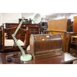 SINGER SEWING MACHINE IN DOME TOP CASE AND A MODERN METAL ANGLEPOISE DESK LAMP (2)