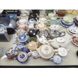 A COLLECTION OF TEAPOTS TO INCLUDE COPELAND SPODE, JASPERWARE, ARTHUR WOOD, JAMES DIXON PEWTER