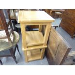 A PAIR OF GOOD QUALITY LIGHT OAK SQUARE OCCASIONAL TABLES, WITH UNDERTIER (2)