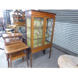 AN EDWARDIAN MAHOGANY INLAID DISPLAY CABINET, RAISED ON STRAIGHT LEGS