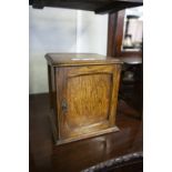 VICTORIAN/EDWARDIAN OAK HUMIDOR CABINET, THE HINGE LID REVEALING A ROYAL DOULTON (LAMBETH) TOBACCO