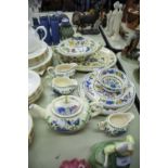 MASONS 'REGENCY' POTTERY D INNER AND TEA WARES, 13 PIECES