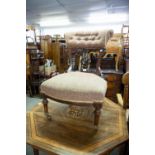 A LATE VICTORIAN/EDWARDIAN WALNUTWOOD DRAWING ROOM NURSING CHAIR