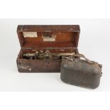 AN EARLY TWENTIETH CENTURY WOODEN BOXED E.R. WATTS AND SON, LONDON ALL BRASS SURVEYORS LEVEL, and