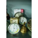 ARTEX RADIO-CONTROLLED MANTEL CLOCK OF CARRIAGE CLOCK PATTERN; A DESK TOP CIRCULAR THERMOMETER AND