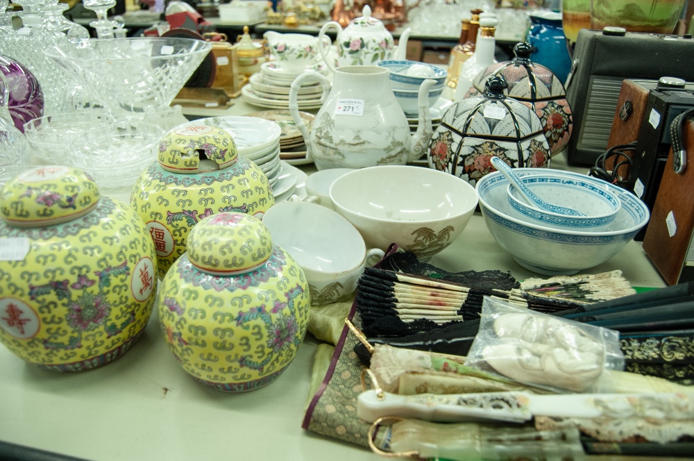 COLLECTION OF ORIENTAL CERAMICS, GINGER JARS, FANS, TEA WARES, PLATES ETC.