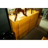 SOLID WOOD CHEST OF DRAWERS, MODERN OAK VENEERED, MADE BY MORRIS