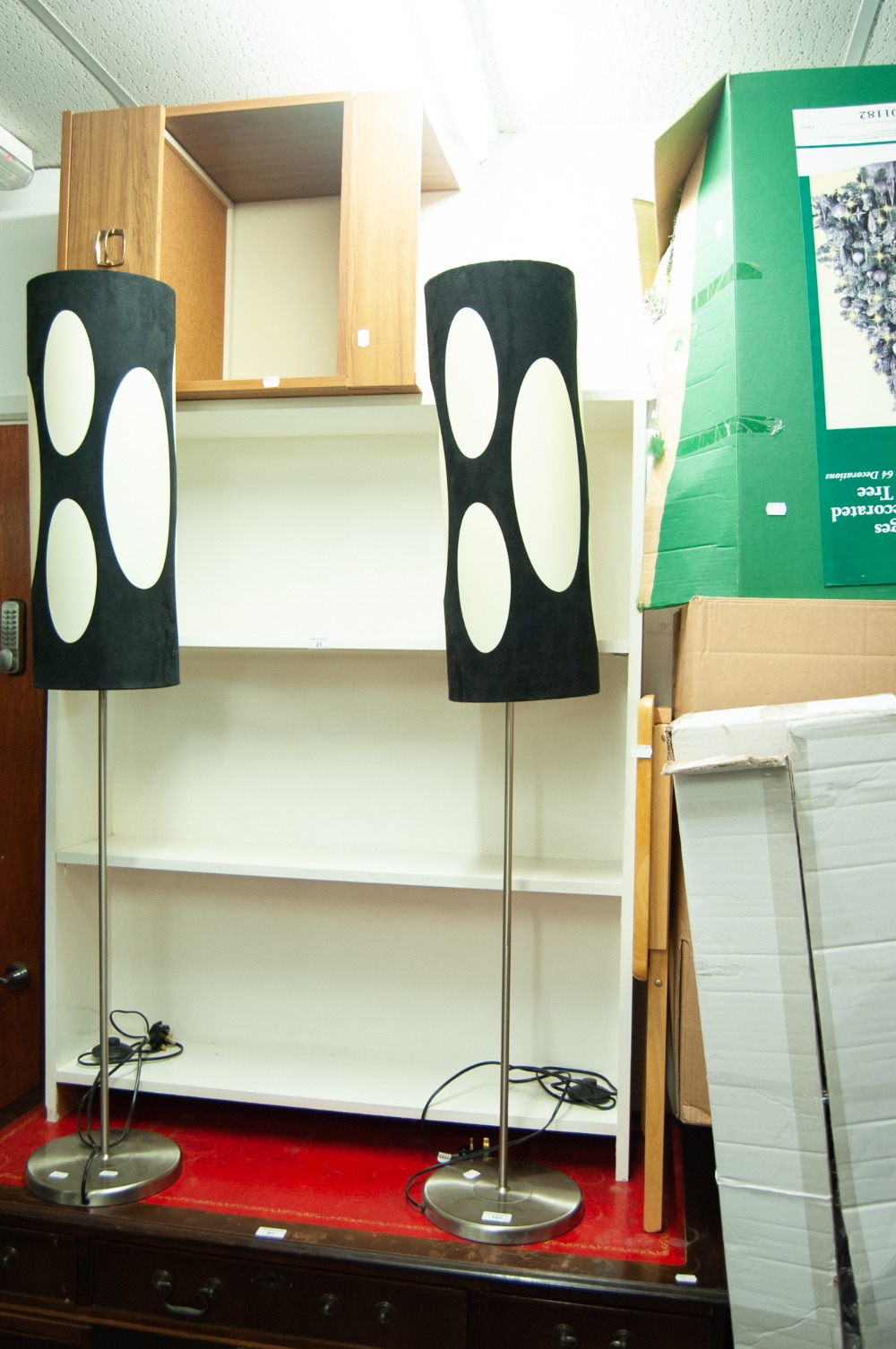 WOOD EFFECT BEDSIDE PEDESTAL WITH A DRAWER; A SMALL LIGHT WOOD OBLONG FOLD-FLAT TABLE AND A WHITE