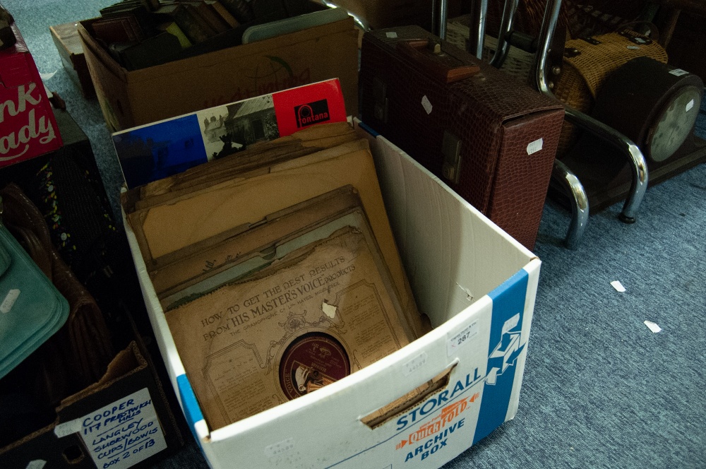 A CASE OF 78 RPM RECORDS, TWO FOLDERS OF 78 RPM RECORDS AND A SELECTION OF VINYL RECORDS