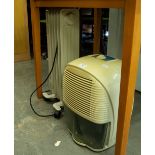 DELONGHI DE-HUMIDIFIER AND AN OIL FILLED RADIATOR