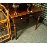 MAHOGANY SIDE TABLE HAVING CENTRAL FRIEZE DRAWER ON TURNED LEGS